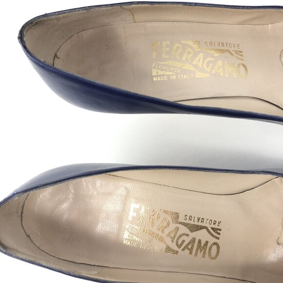 Salvatore Ferragamo Blue Leather Mid-Heel Pumps Textured Size 7 AA Vintage Italy - Picture 3 of 13